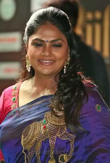 Nirosha wiki Biography