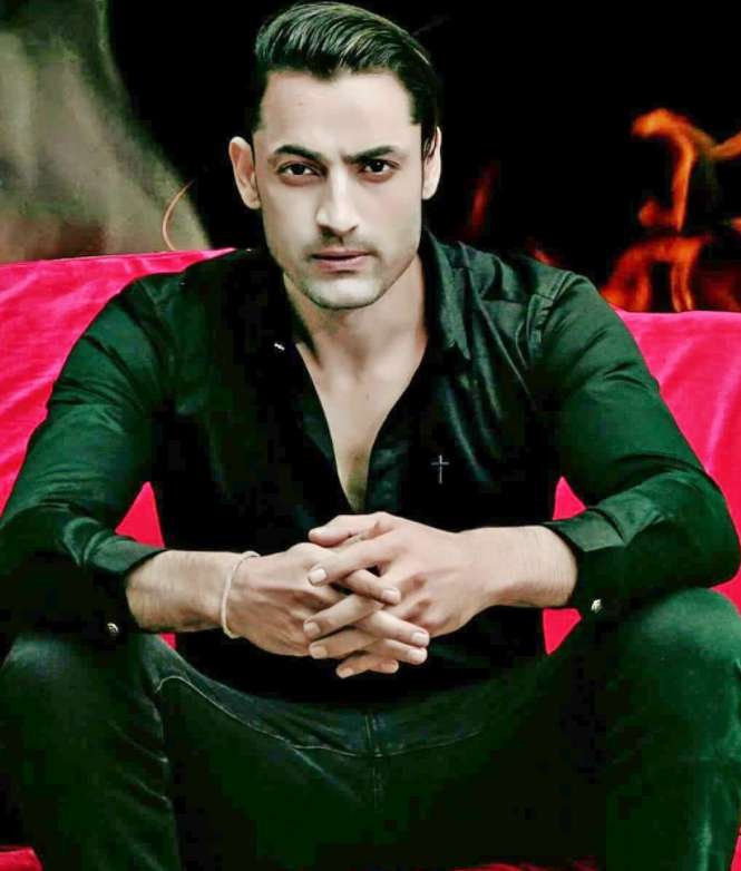 Raviz Thakur wiki Biography