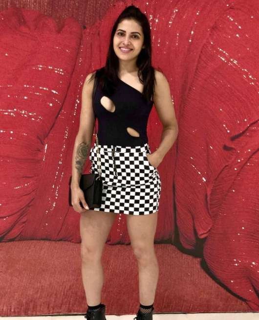 Polyana Viana wiki Biography
