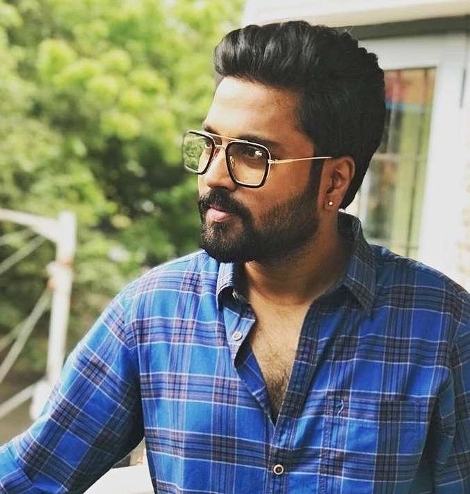 Chandramouli wiki Biography