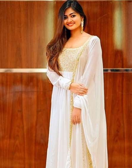 Shaalin Zoya wiki Biography