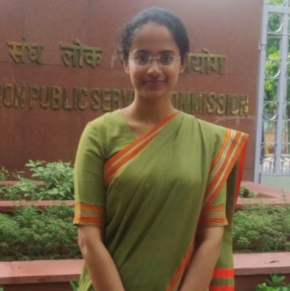 Jagrati Awasthi UPSC Topper wiki Biography