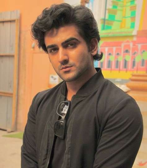 Suraj Sonik wiki Biography