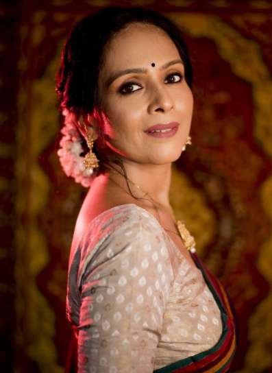 Aishwarya Narkar wiki Biography